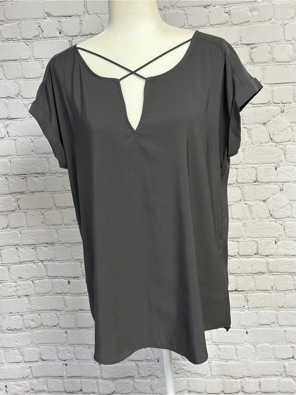 Express Gray Crisscross V-Neck Blouse Size L